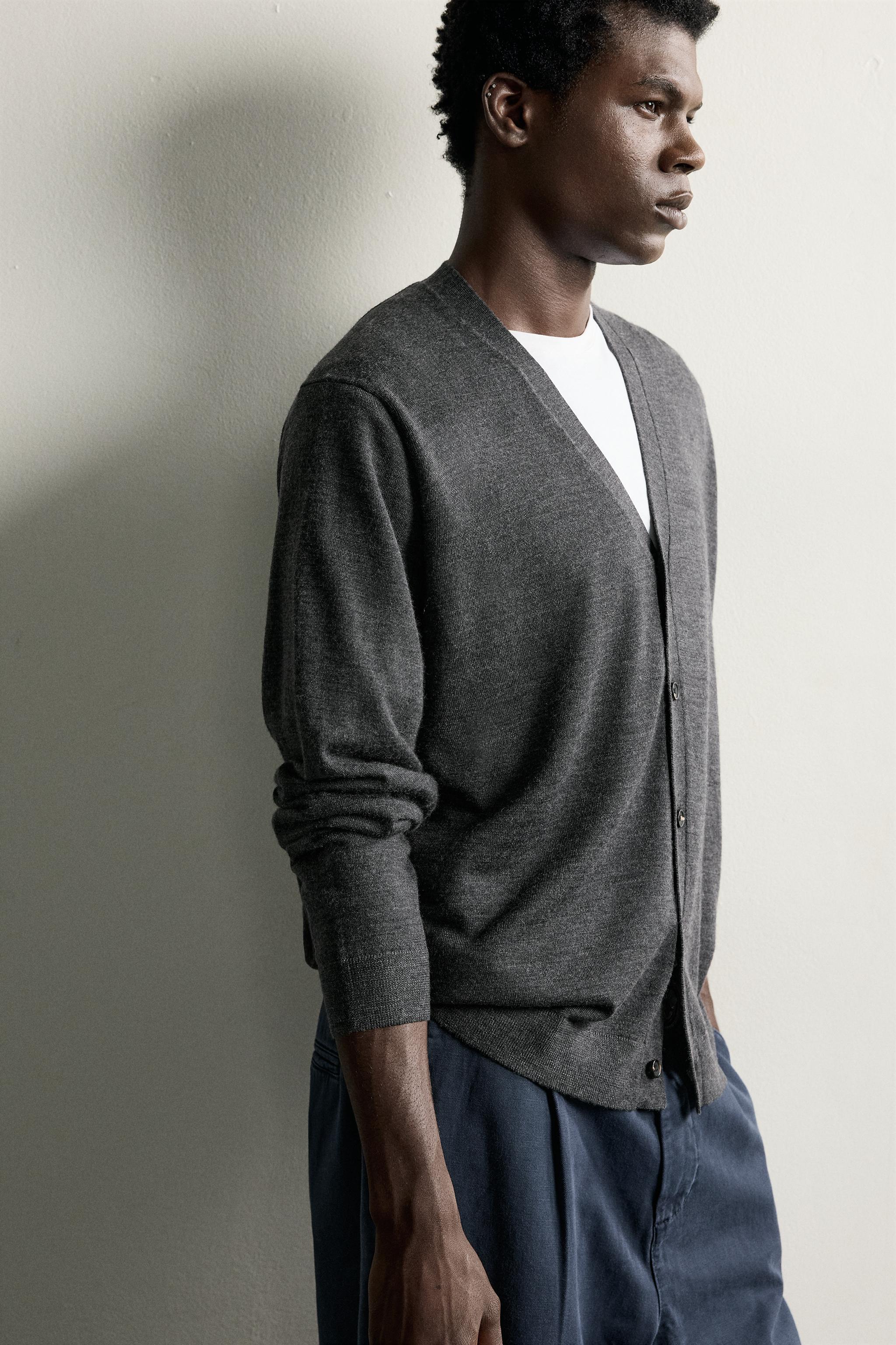 100% WOOL REGULAR FIT CARDIGAN