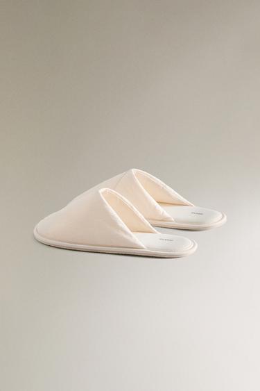 CHAUSSONS ASYMÉTRIQUES TISSU TECHNIQUE - Beige de Zara - Image 4