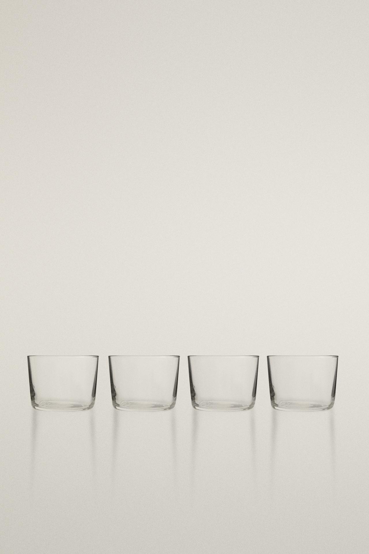 SET OF SHORT GLASS TUMBLERS (SET OF 4) — Transparent