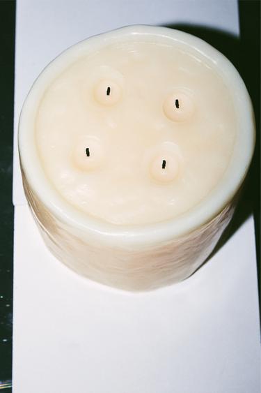 DECORATIVE BEIGE CANDLE - Cream by Zara