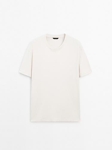 Camiseta medium weight 100% algodón - Crudo de Zara