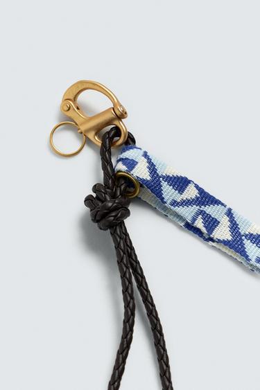 AARON LEVINE X ZARA COMBINED KEYRING - Blue by Zara