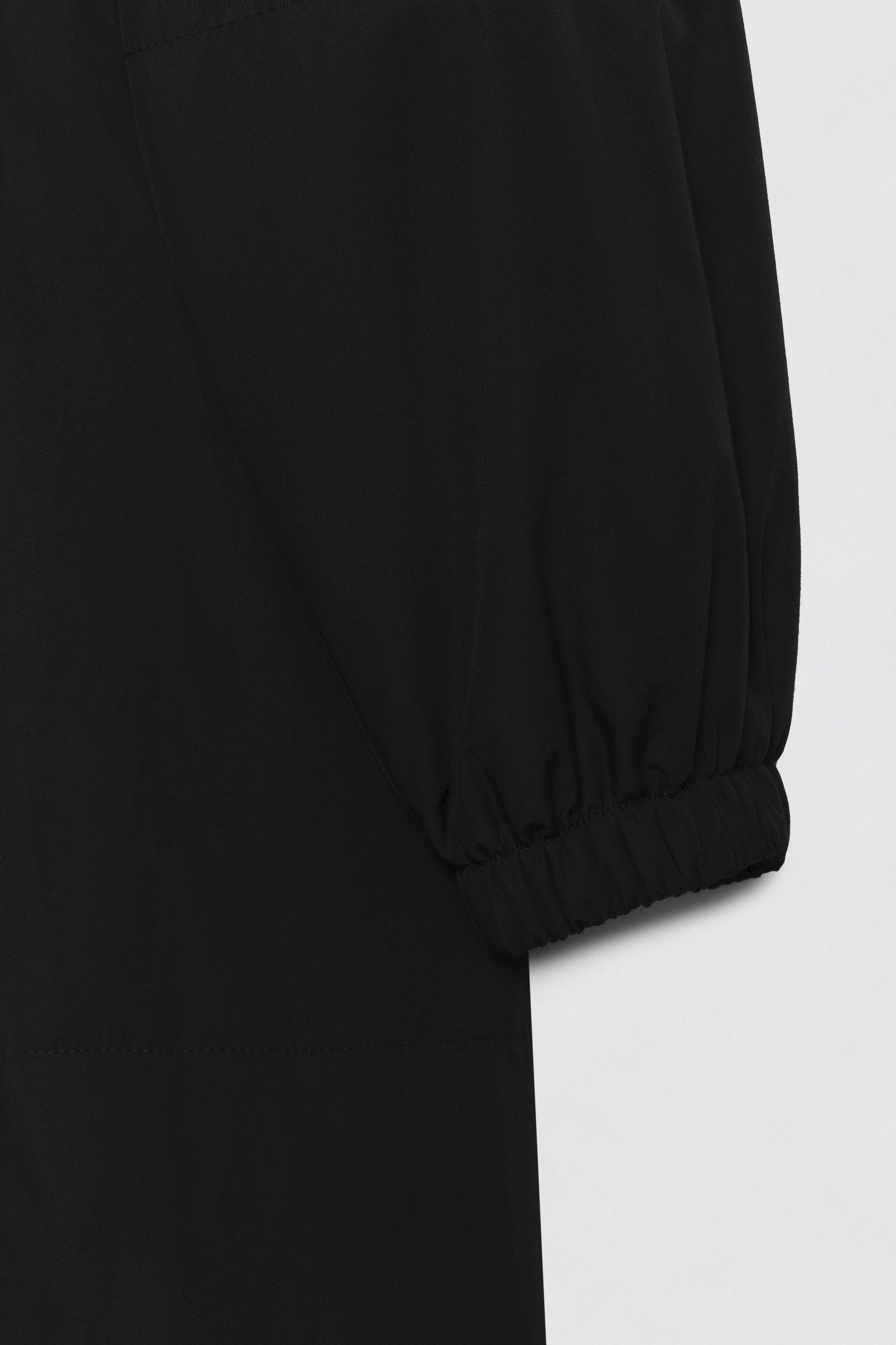 SOSHIOTSUKI X ZARA テクニカルパッド入りコート - ブラック | ZARA 