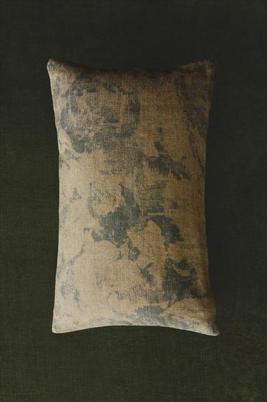 CAPA DE ALMOFADA COM ESTAMPA DE PINCELADAS - Caqui da Zara