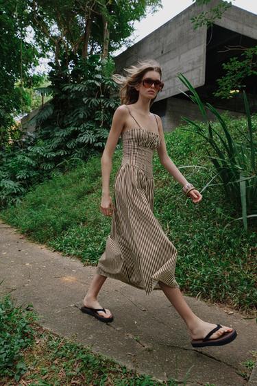 ПЛАТЬЕ В ПОЛОСКУ ИЗ ПОПЛИНА — Полоски от Zara