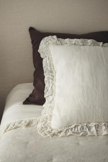 HOUSSE DE COUSSIN LIN DENTELLE - Blanc cassé de Zara