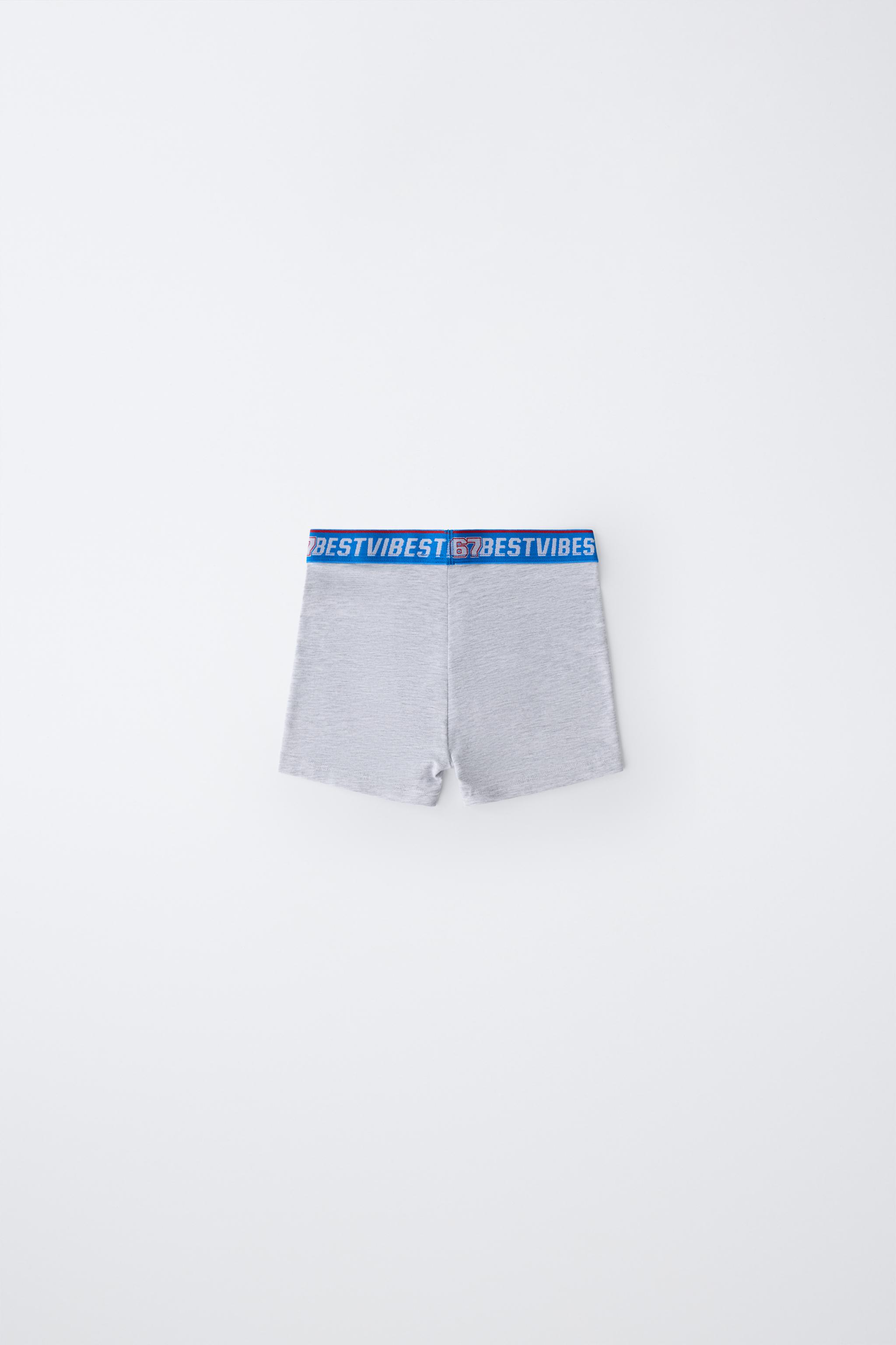 AGES 6-14 / THREE-PACK OF TEXT BOXERS