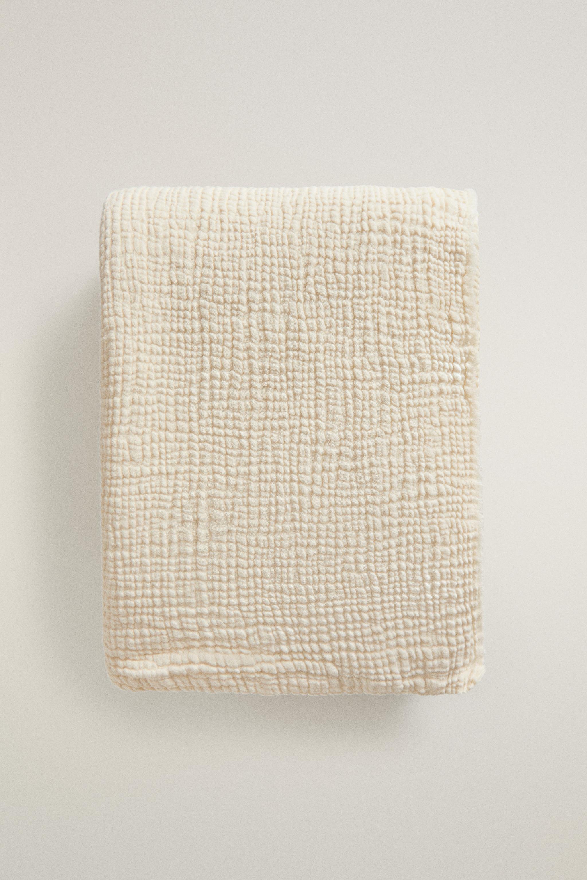PLAIN CHIFFON BLANKET
