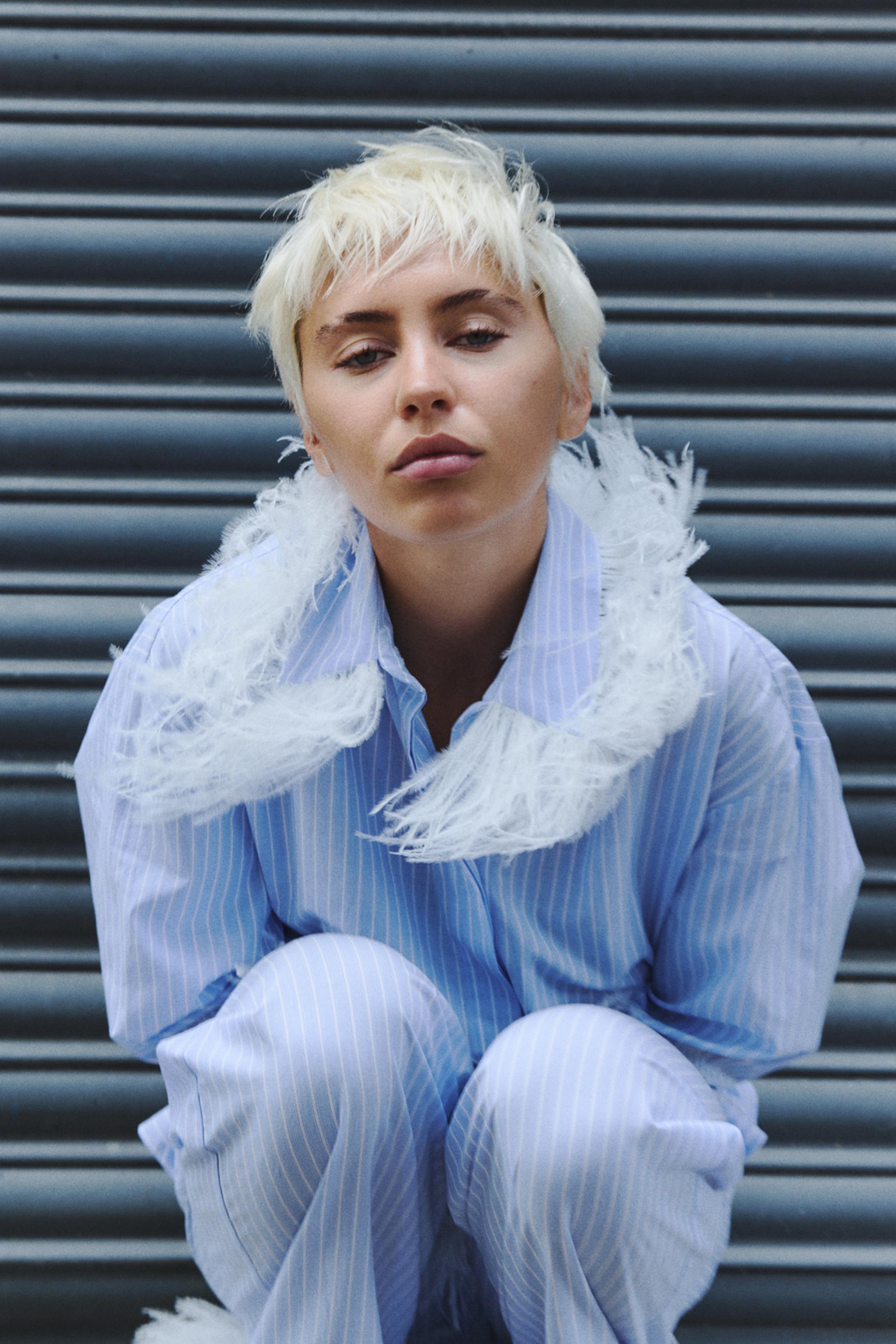 FEATHER STRIPED SHIRT