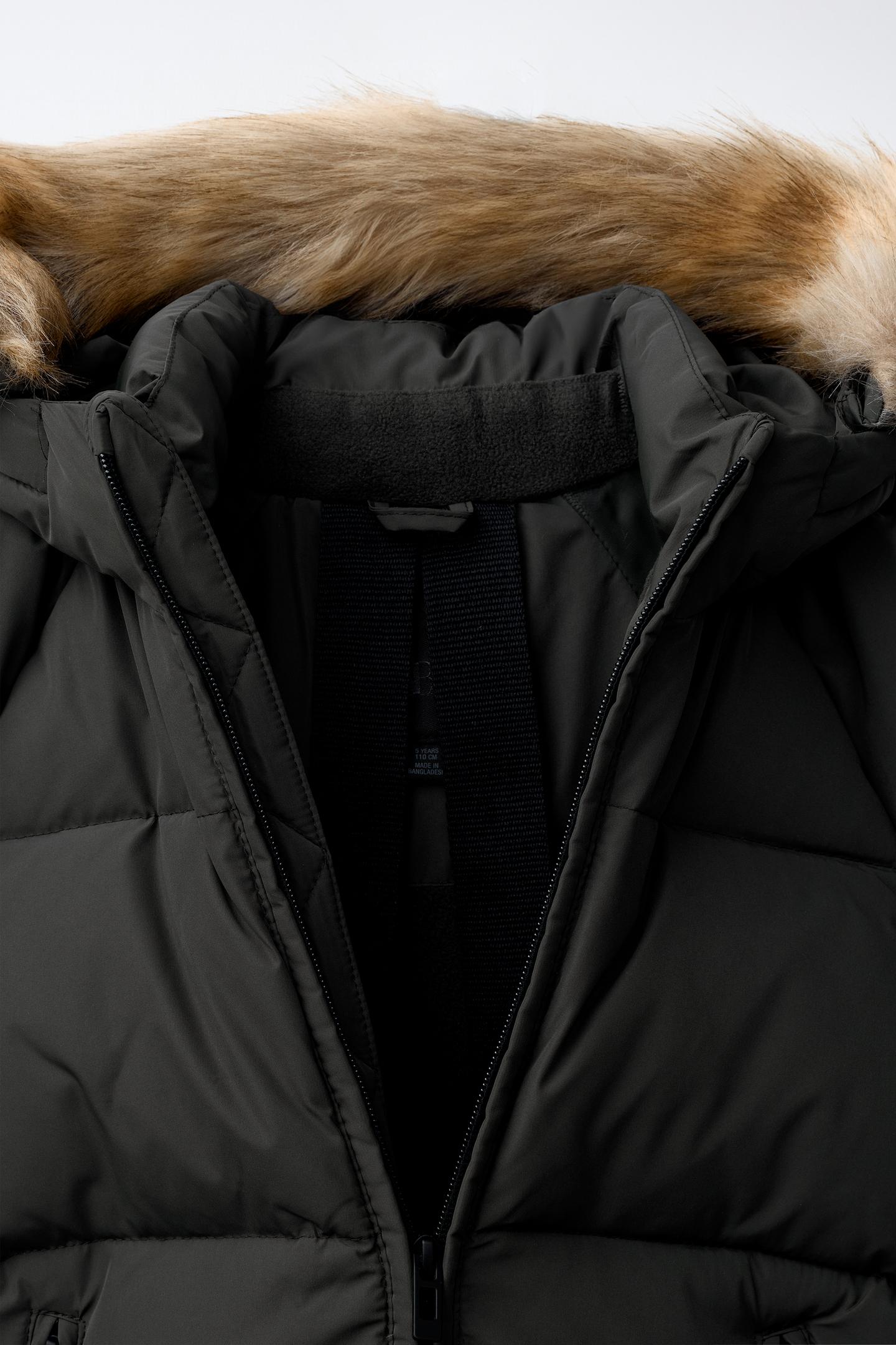 Детские худи Zara 50/50 Down & Feather Faux Fur Water-Repellent and Windproof Puffer Jacket, цвет: Чёрный — фото 9