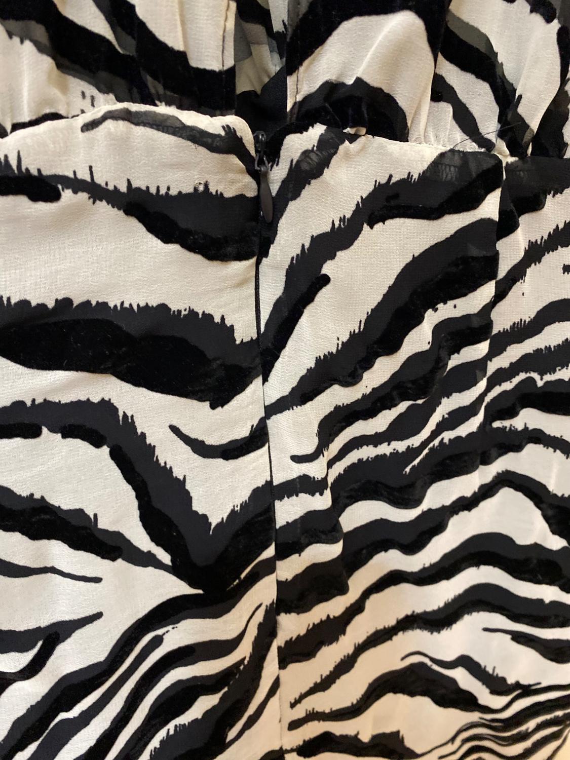 ANIMAL PRINT MINI DRESS - Image 3