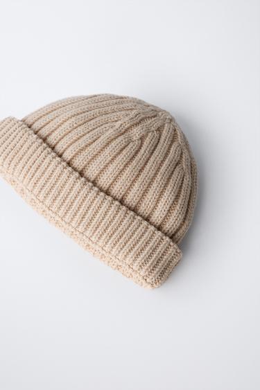 CHUNKY KNIT BEANIE - Sand by Zara