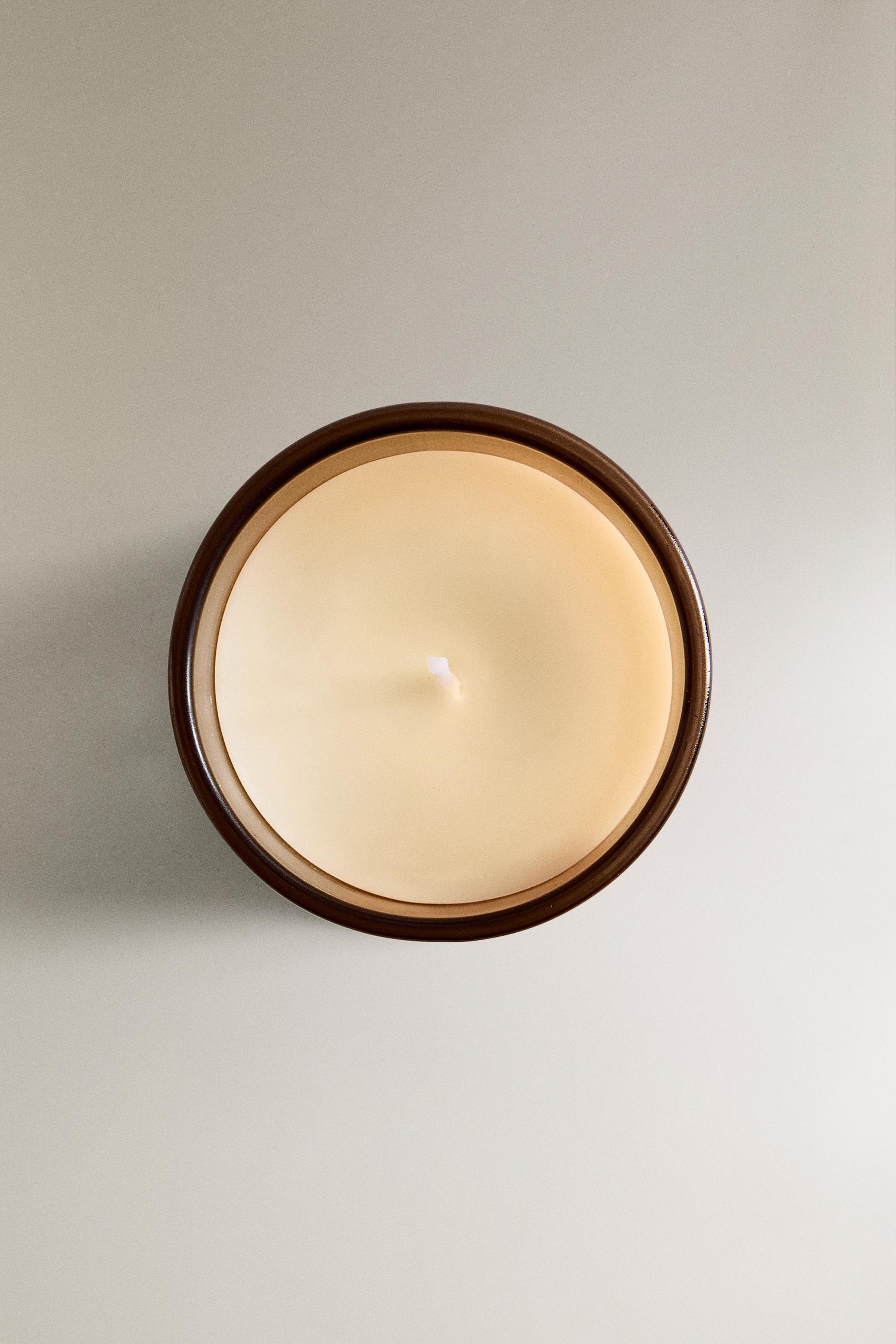 (150 G) CÈDRE ÉPICÉ SCENTED CANDLE
