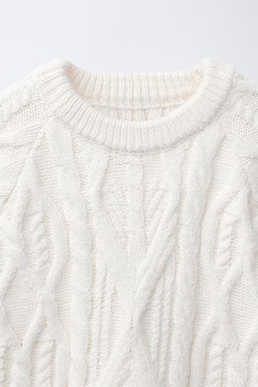PULL EN MAILLE À TORSADES - Écru de Zara - Image 2
