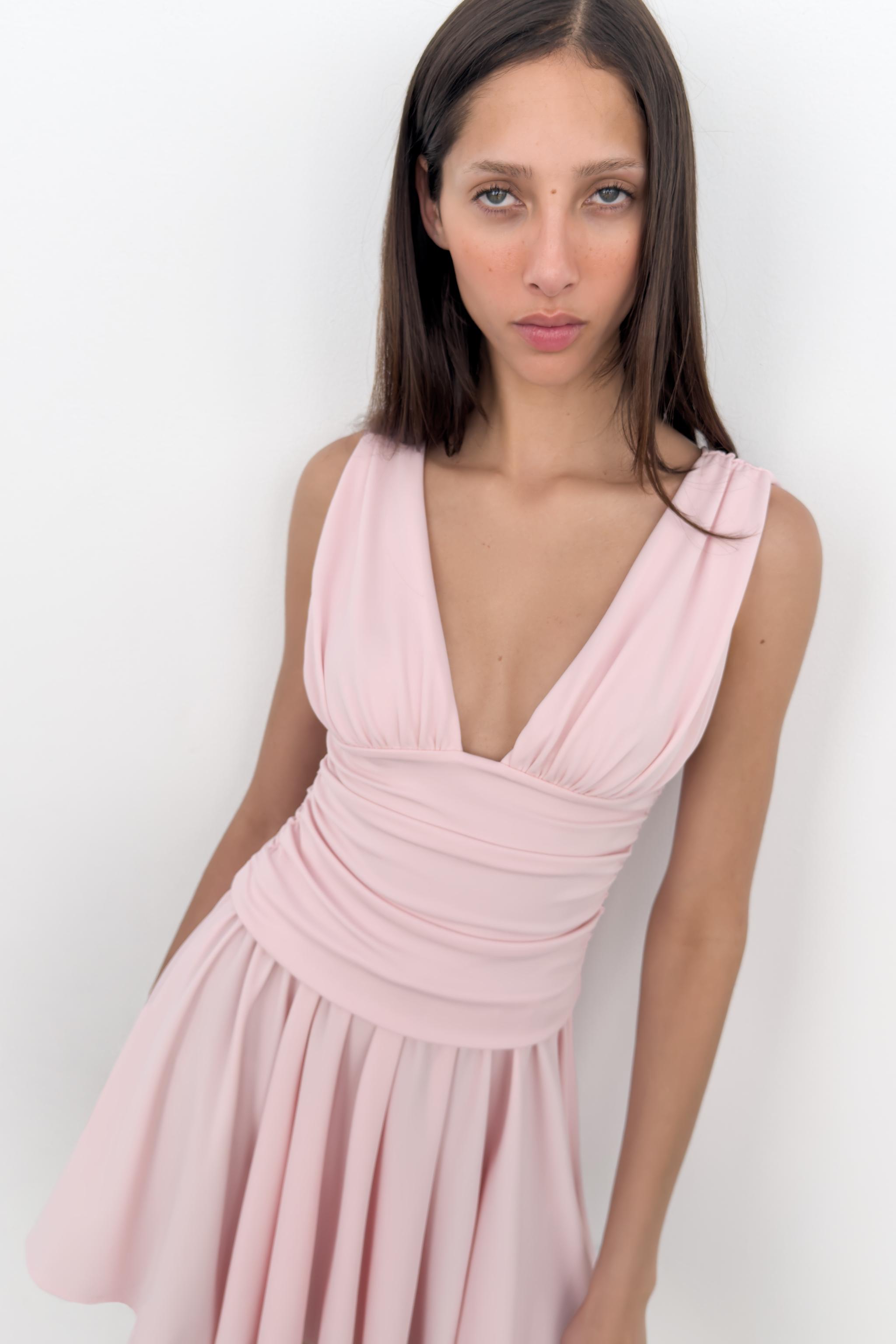 ROBE COURTE DRAPÉE