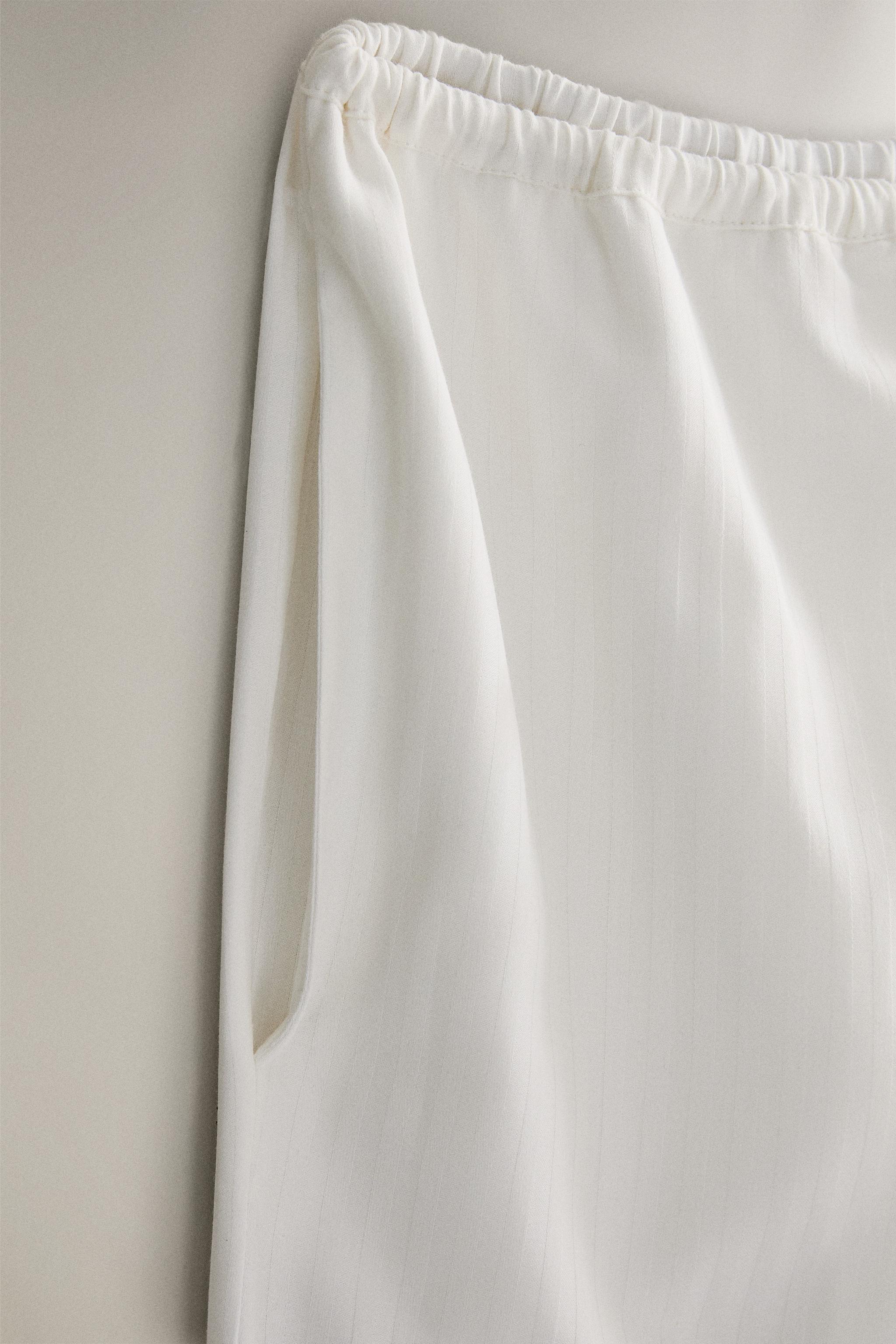 PANTALON JACQUARD RAYURES