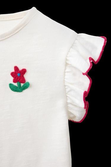 T-SHIRT MIT BLUMENAPPLIKATION - Cremefarben hell von Zara