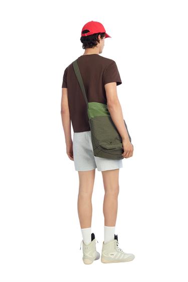 SLIM CROPPED FIT T-SHIRT — Brown 2