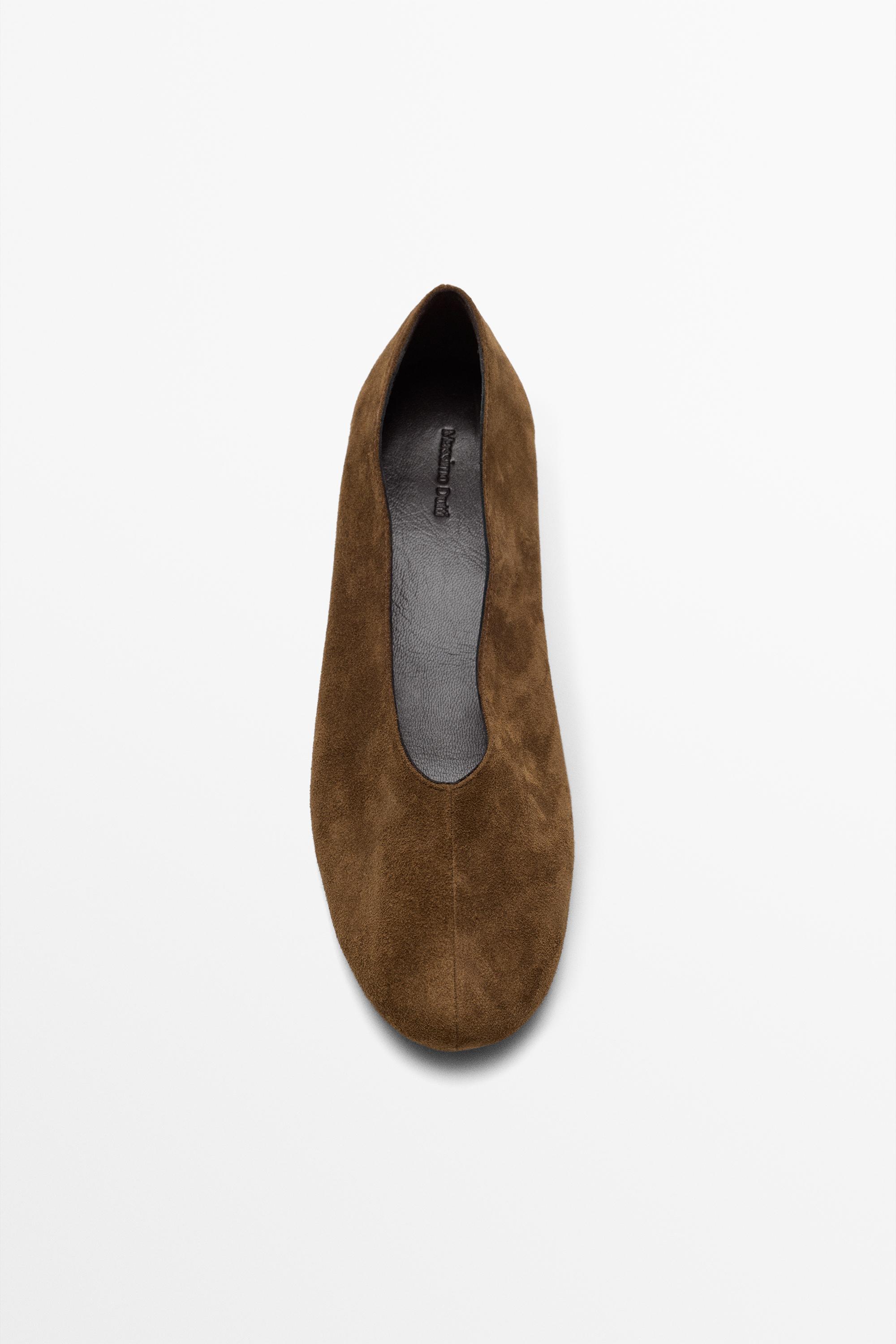 Split suede ballet flat
