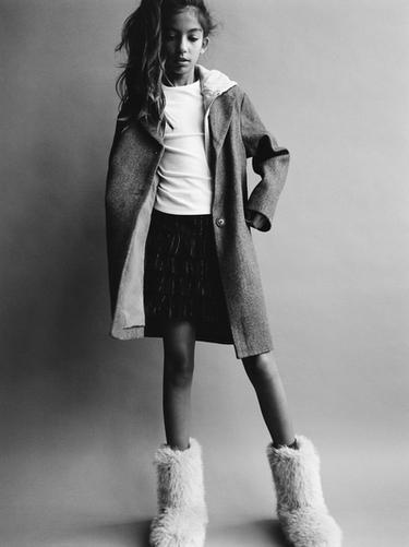 MANTEAU LONG À CAPUCHE AMOVIBLE - Gris de Zara