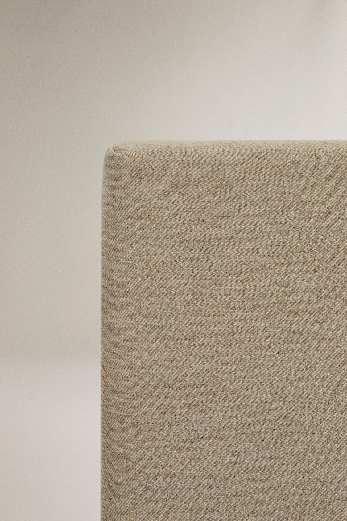 SQUARE HEADBOARD