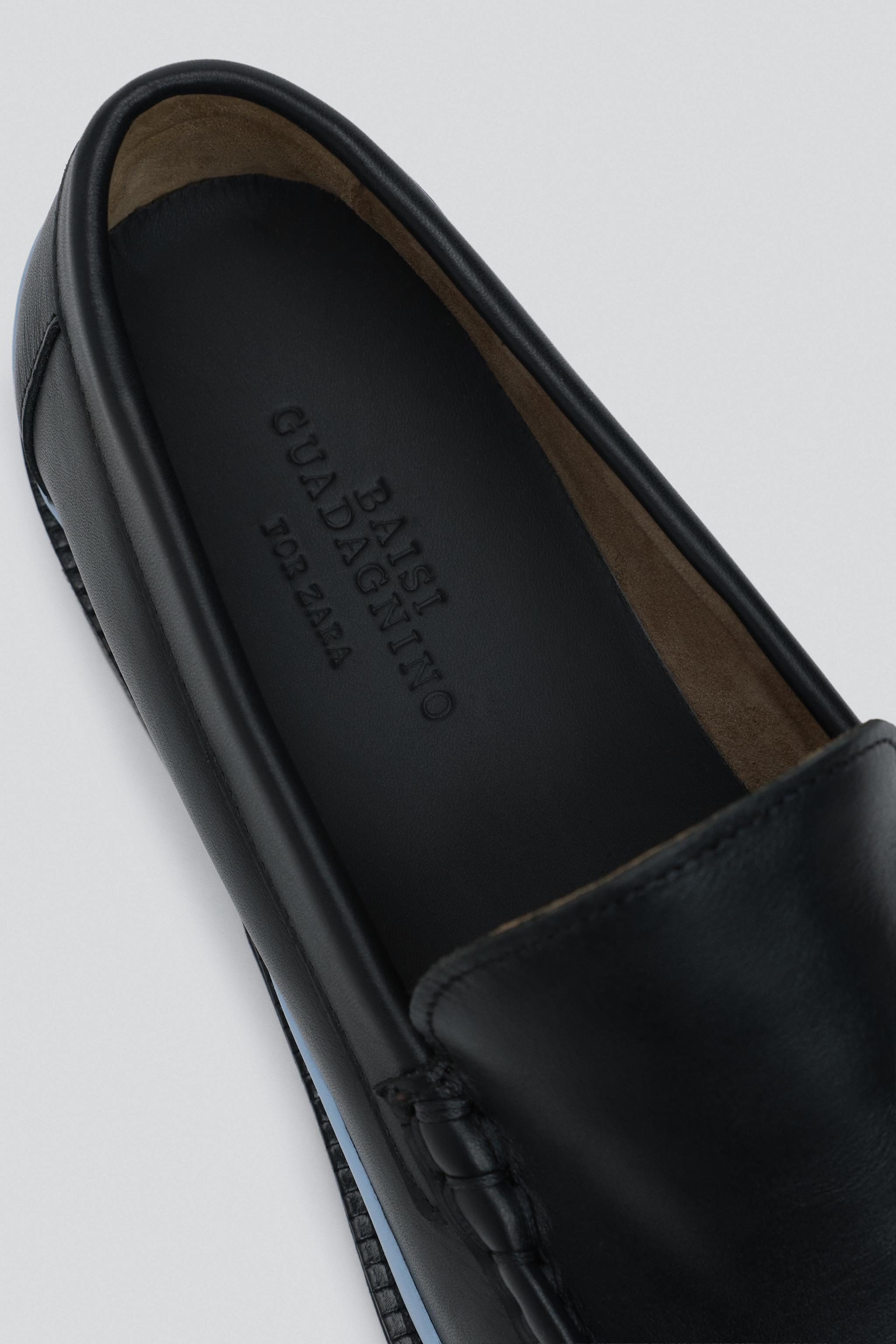 MOCASSINS EN CUIR