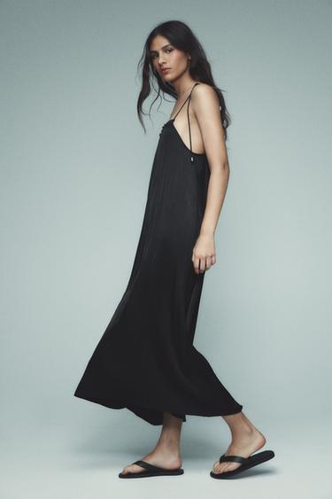 VESTIDO LENCERO SATINADO - Negro de Zara