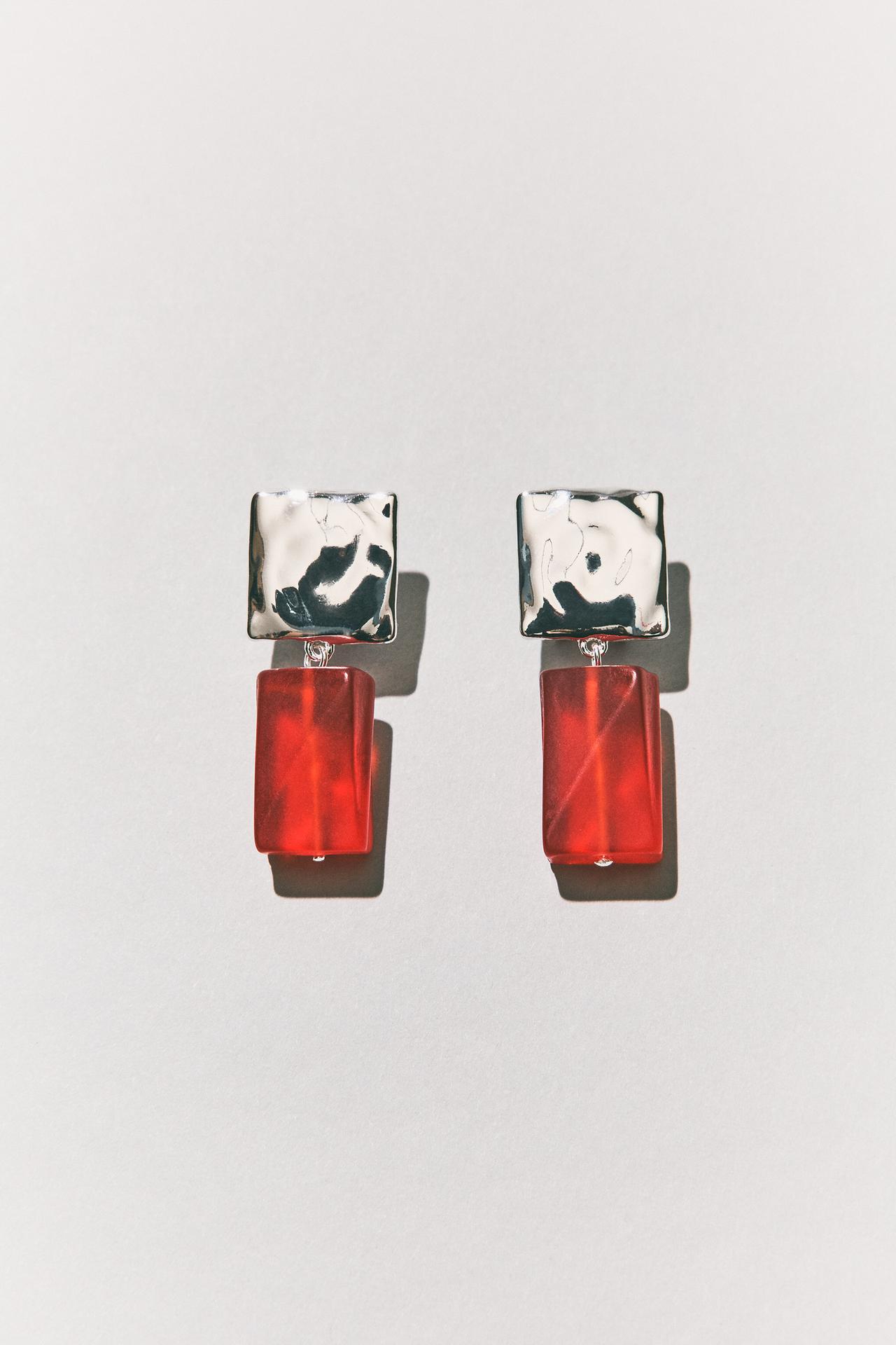 METAL AND RESIN EARRINGS — Silver