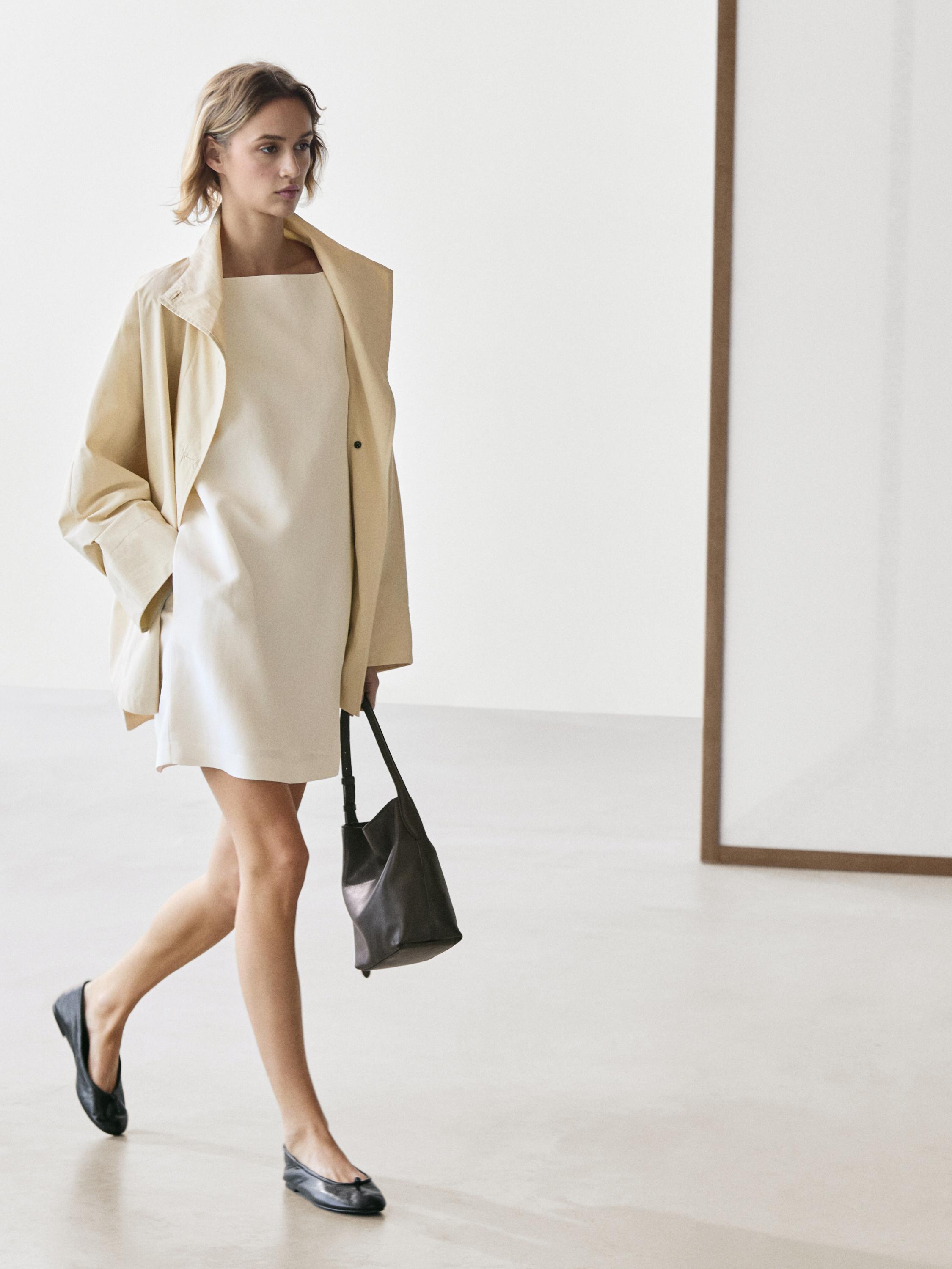 Robe courte fluide