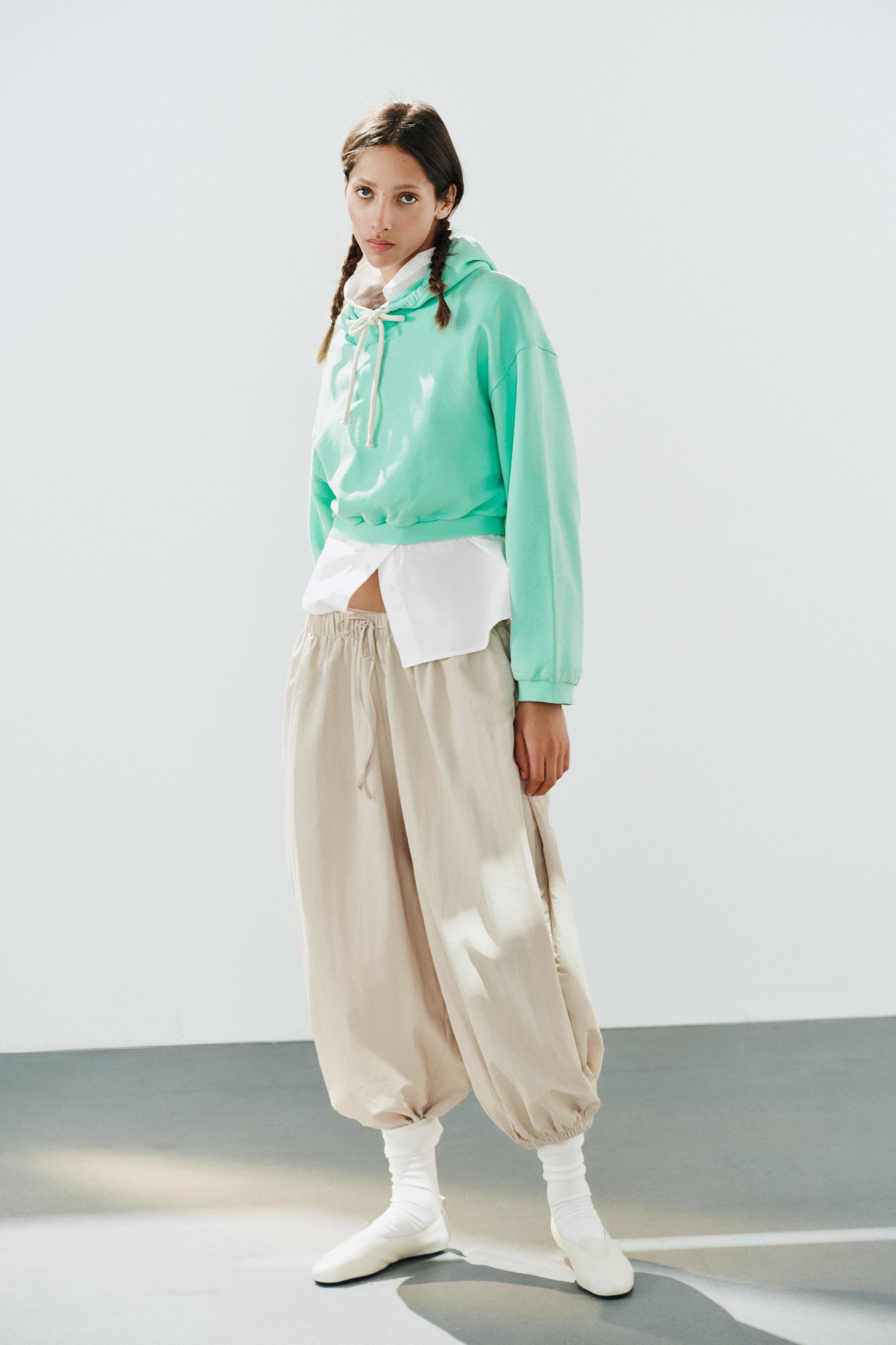 TECHNICAL FABRIC PARACHUTE PANTS — Stone