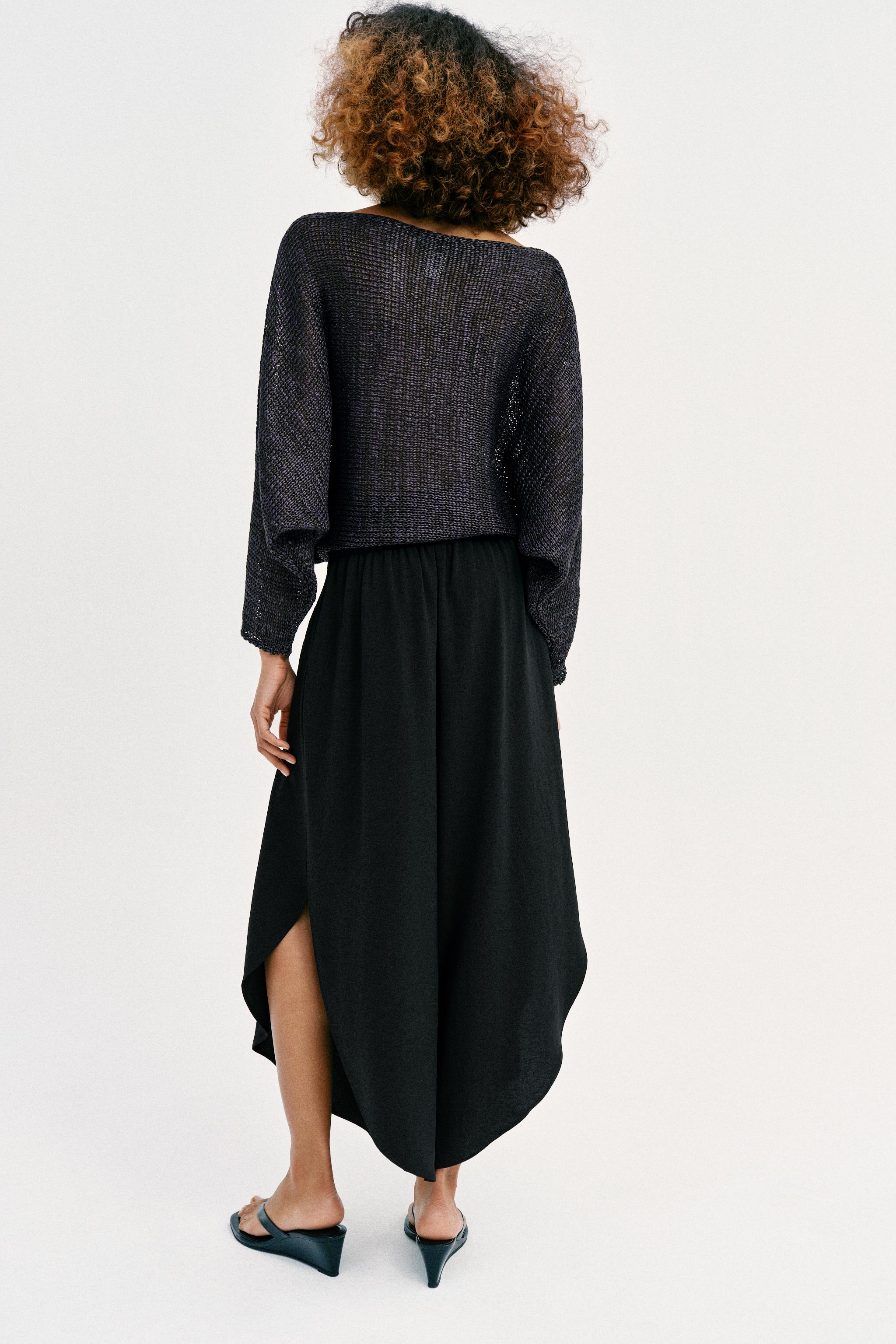 FLOWY PANTS WITH VENTS