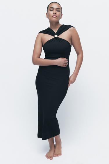 فستان HALTER محاك بقطعة تزيينية مُذهبة - أسود by Zara