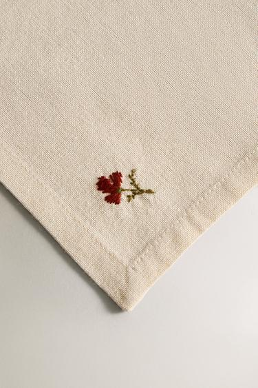 EMBROIDERED COTTON TABLECLOTH - Ecru by Zara - Image 2