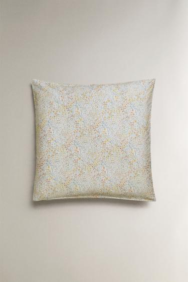 TAIE D’OREILLER SATIN MINI-FLEURS - Blanc cassé de Zara - Image 2