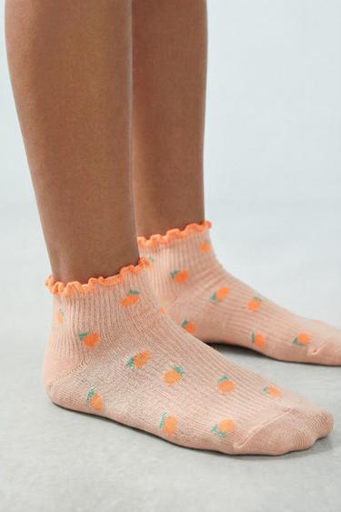 Zaras TREPACK KORTA FRUKTSTRUMPOR MED FROTTÉDETALJER - Flerfärgad