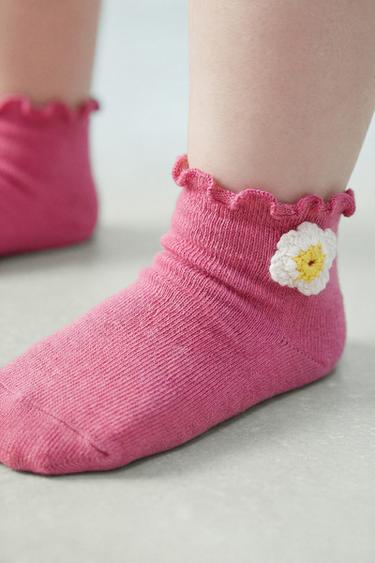 PACK DOS CALCETINES CORTOS FLORES - Rosa / Blanco de Zara