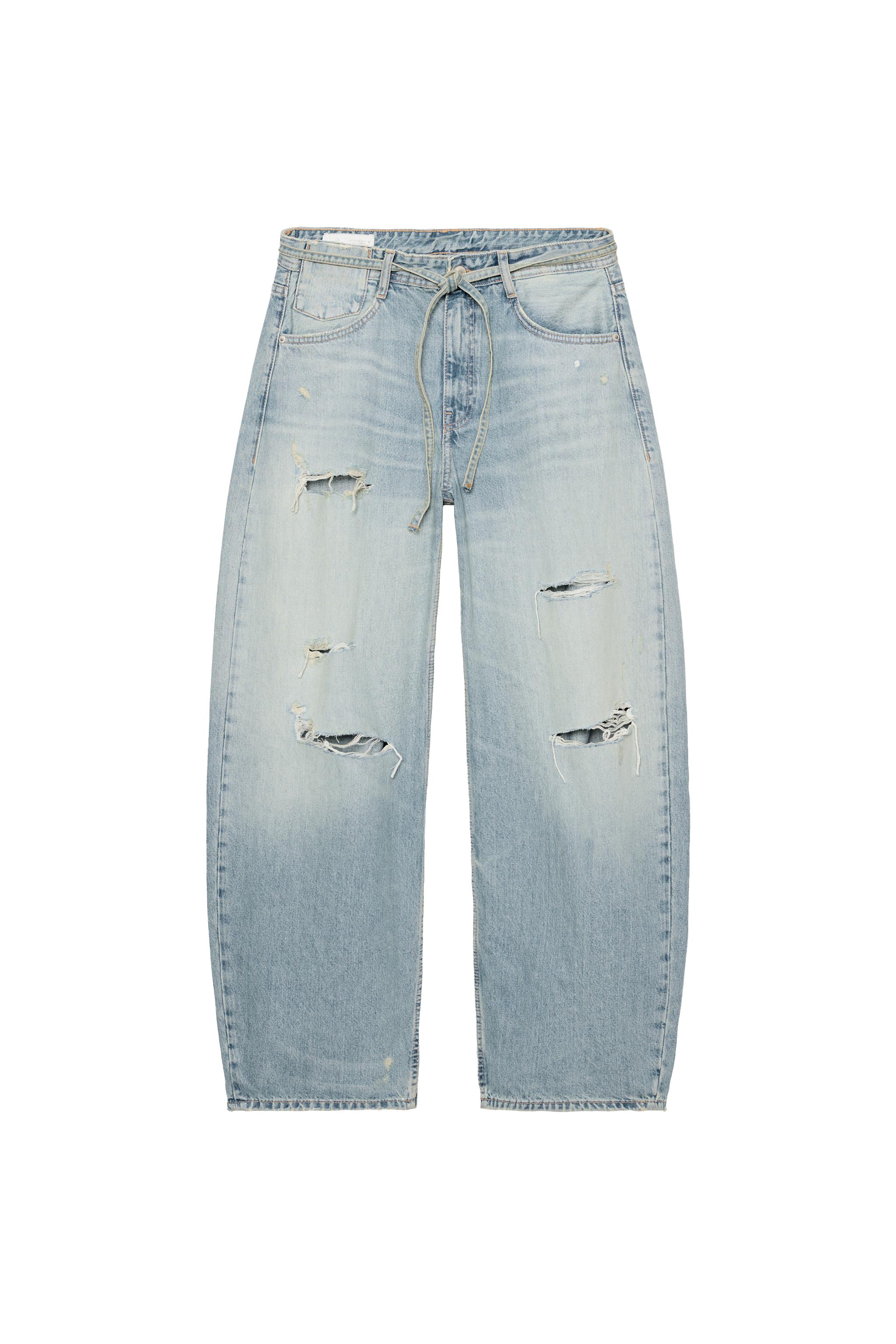 BAGGY FIT TIRO MEDIO CINTURÓN ROTOS TRF JEANS
