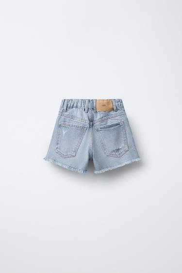 BERMUDA EN DENIM DÉCHIRÉ - Bleu clair de Zara - Image 1