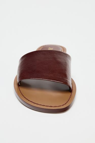 SANDALES EN CUIR SOFT - Marron foncé de Zara - Image 4