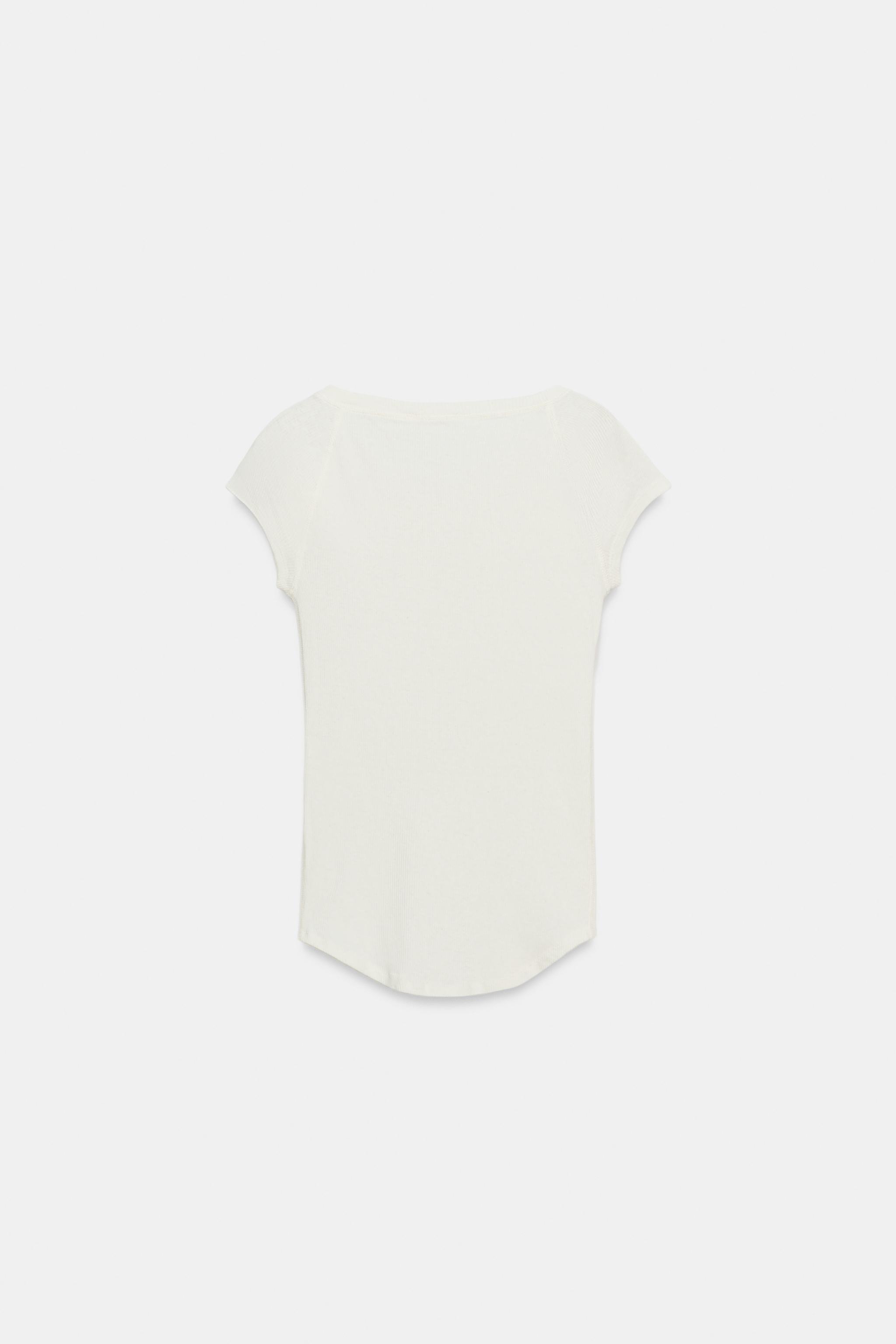 Женские футболки Zara LINEN BLEND BUTTON-UP T-SHIRT — фото 5