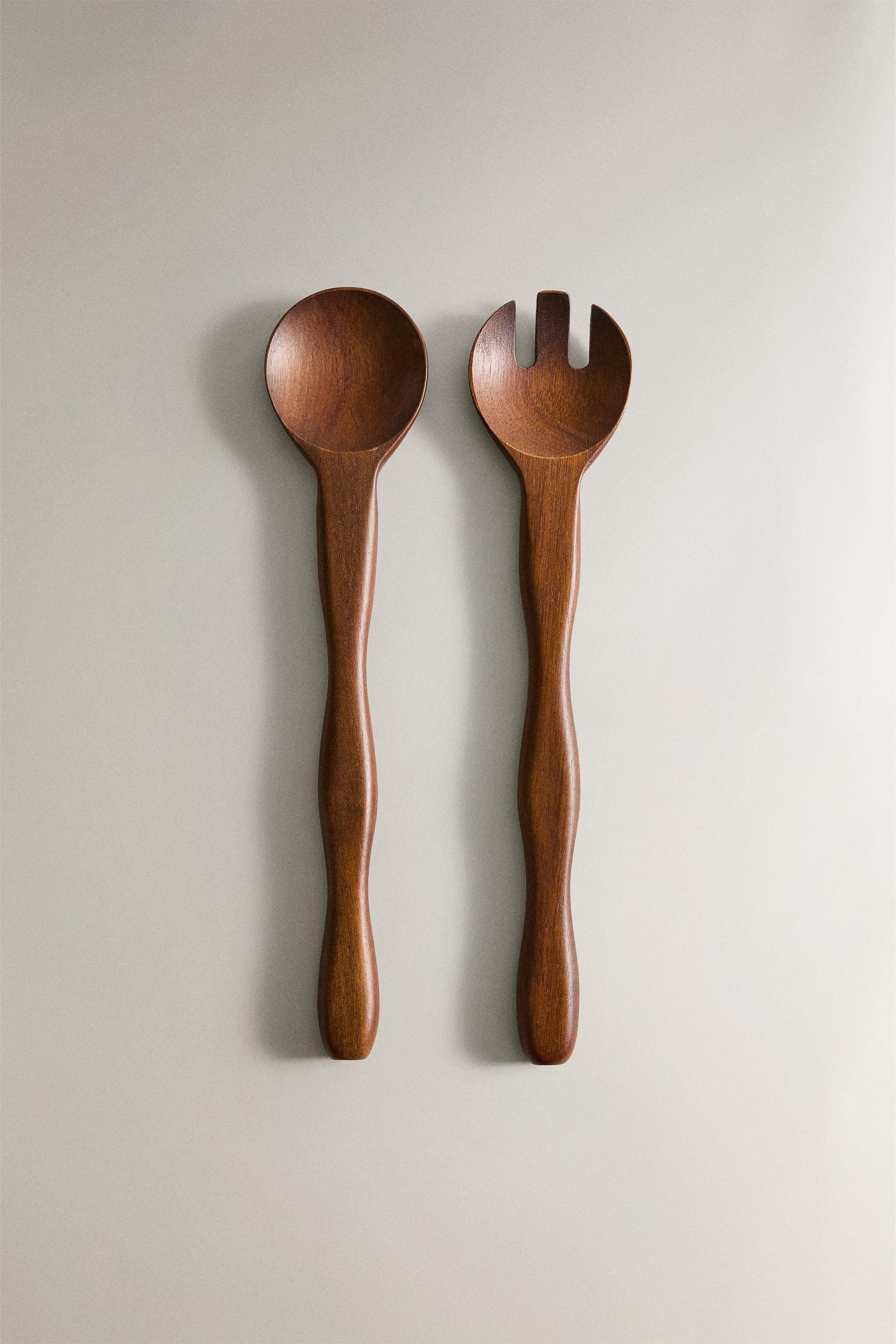 SCALLOPED SERVERS (SET OF 2)