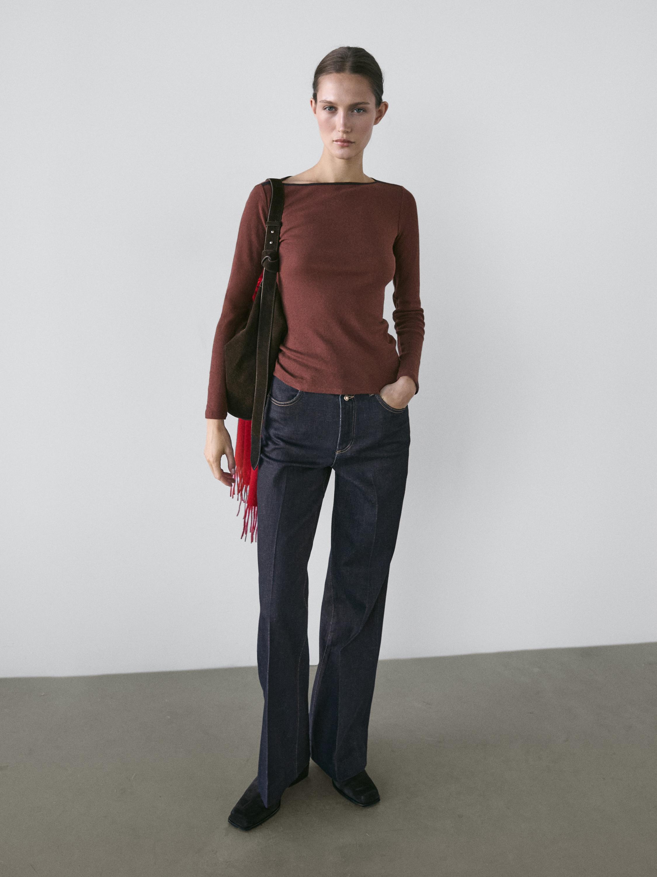 Top with contrast trim detail