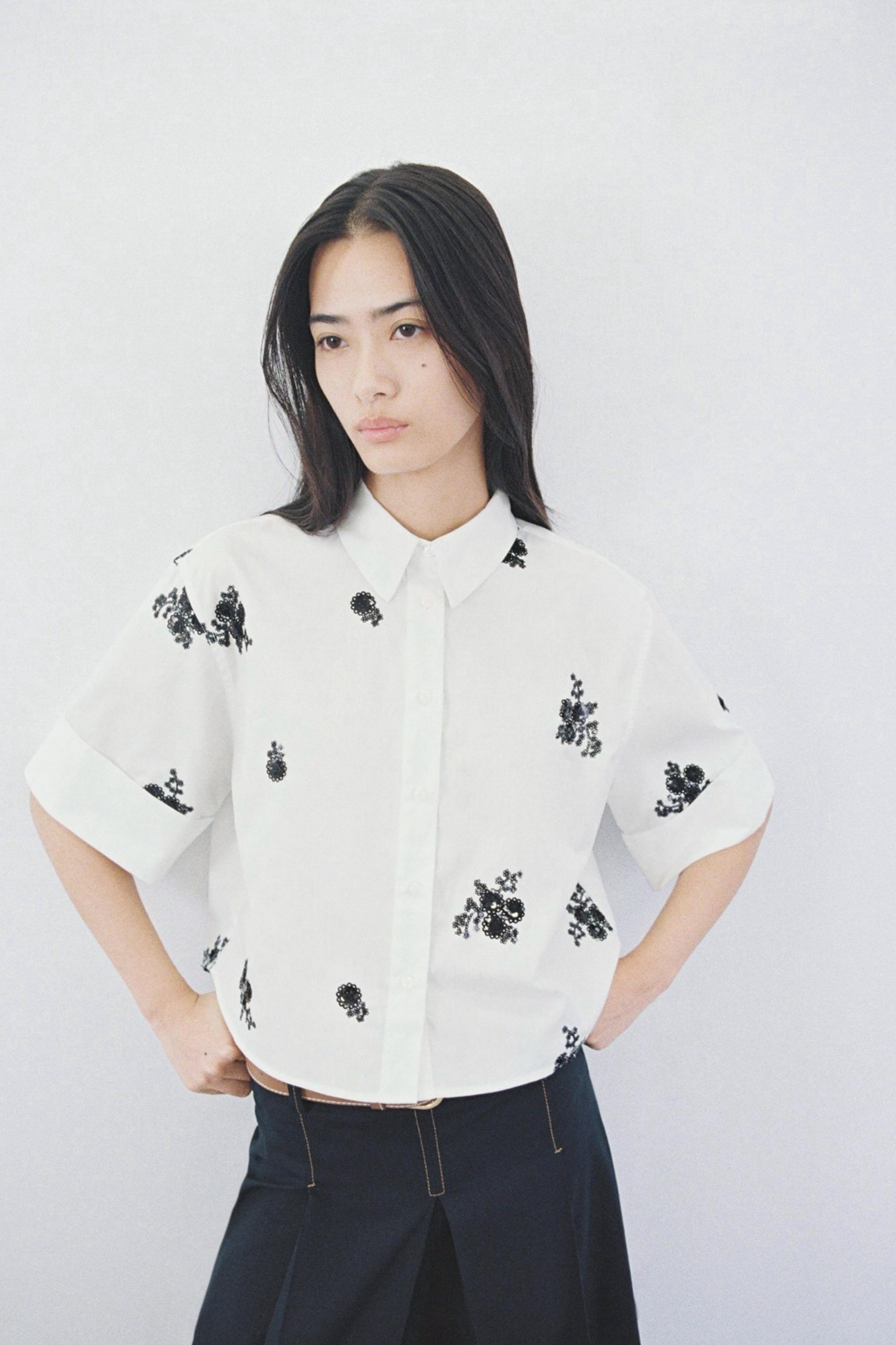 *ZARA*クロシェ刺繍ボタンバックブラウス&スカート ZARA*クロシェ刺繍ボタンバックブラウス&スカート - メルカリ