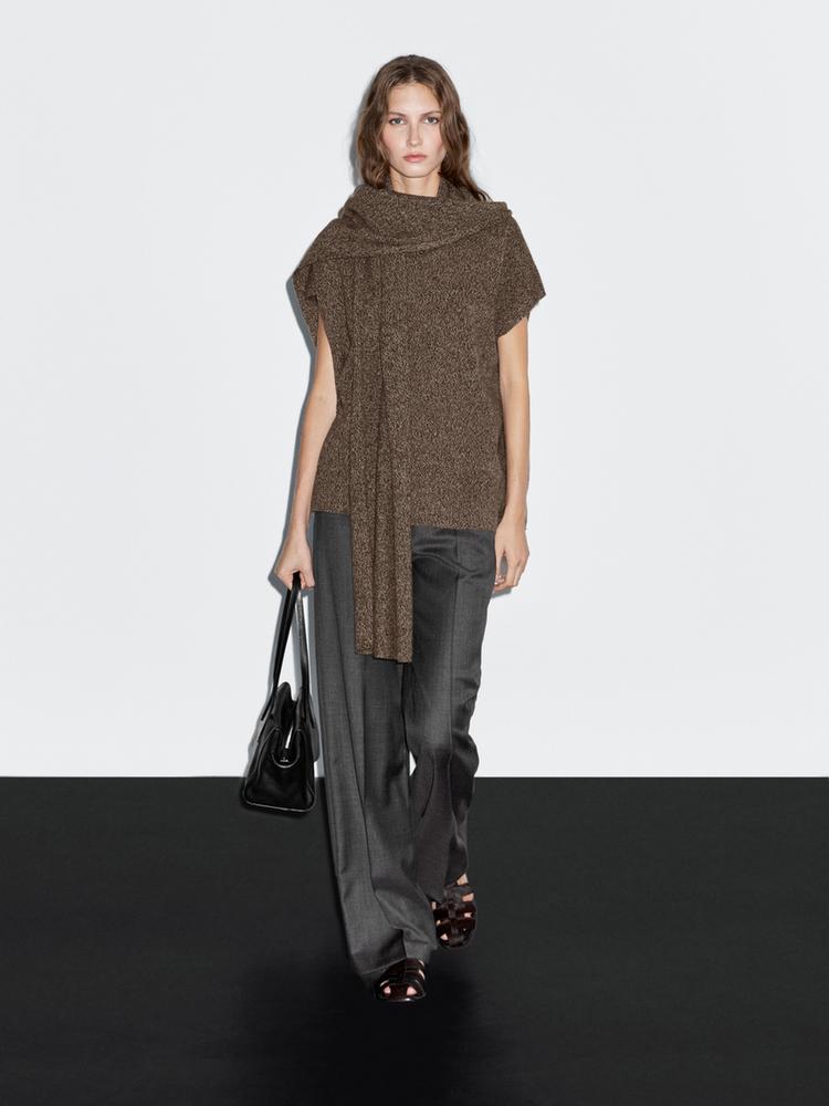 100% wool waistcoat with scarf detail