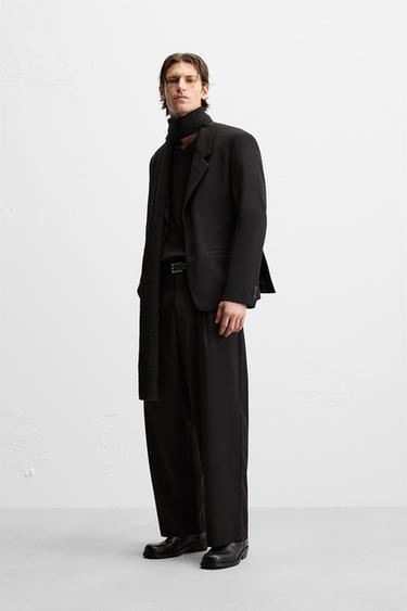 PANTALÓN TRAJE ESTRUCTURA - Negro de Zara - Imagen 0