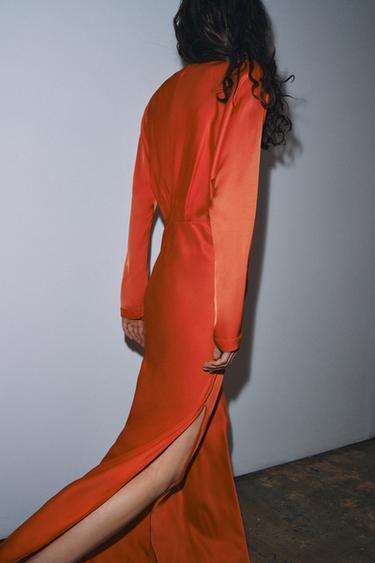 ROBE SATINÉE MANCHES CHAUVE-SOURIS FENDUE - Orange de Zara - Image 2