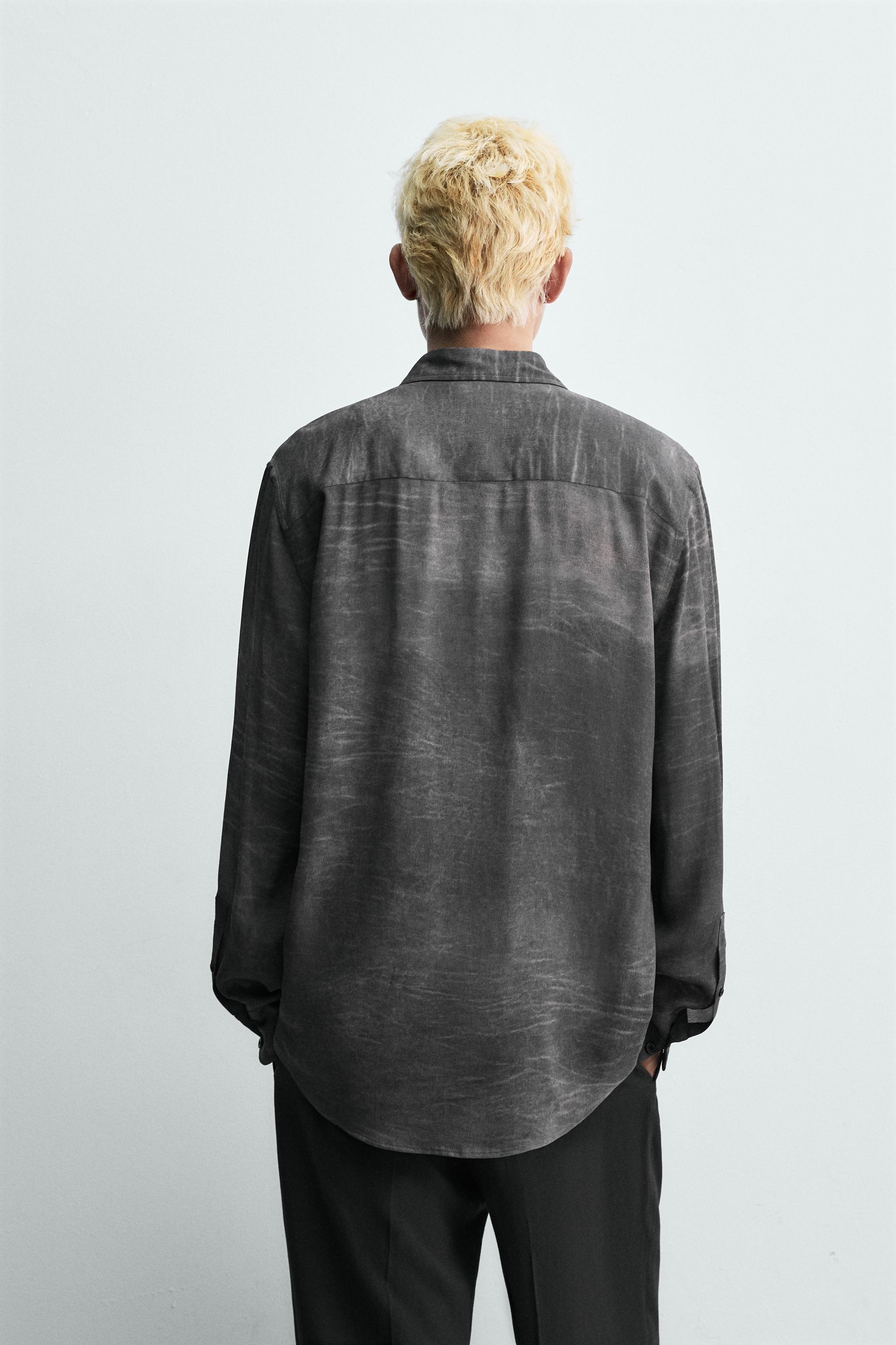 FLUID WASHED EFFECT PRINT SHIRT