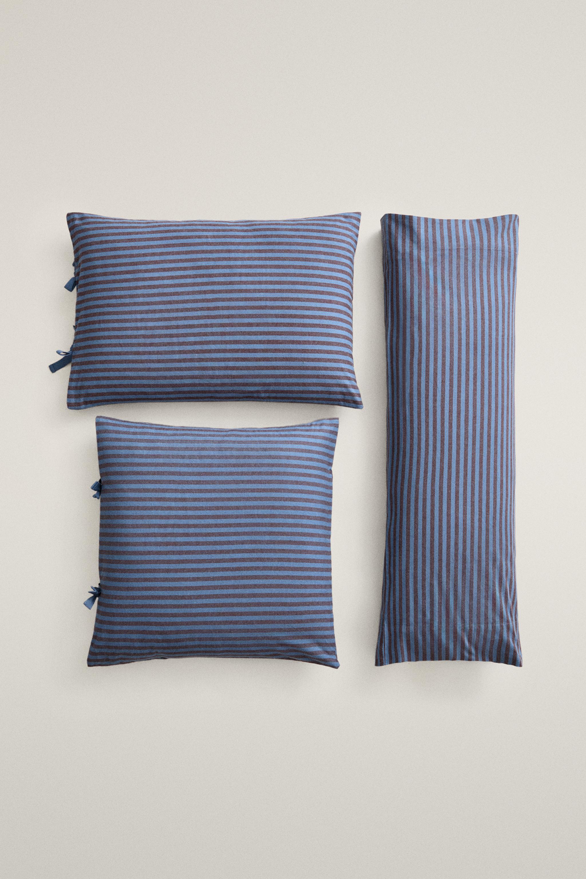 KIDS' REVERSIBLE FLANNEL COTTON PILLOWCASE — Bluish
