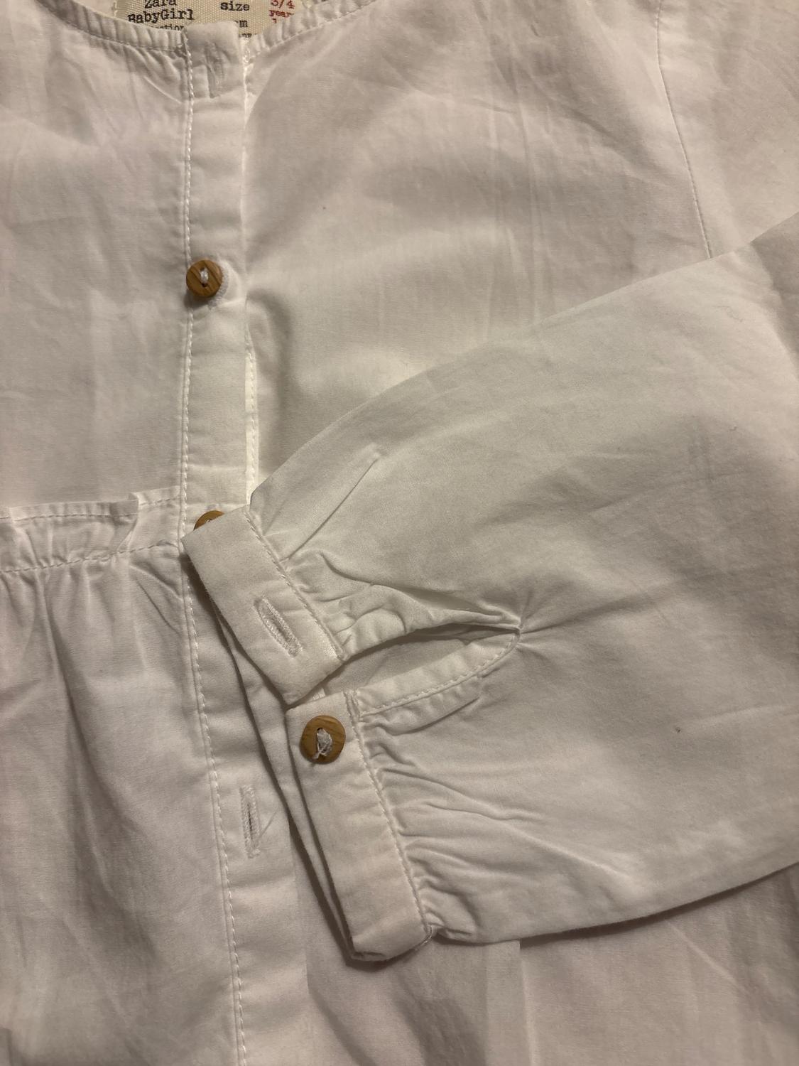 COTTON SHIRT WITH FRONT FRILLS DETAILS AND CONTRASTING BUTTONS - Image 3