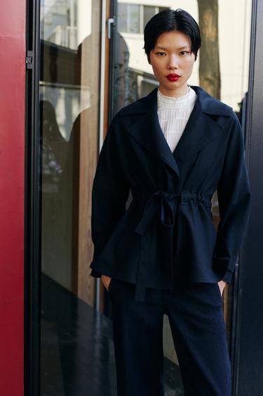 リネンベルト付きトレンチジャケットネイビーブルーZaraのリネンベルト付きトレンチジャケット - ネイビーブルー 